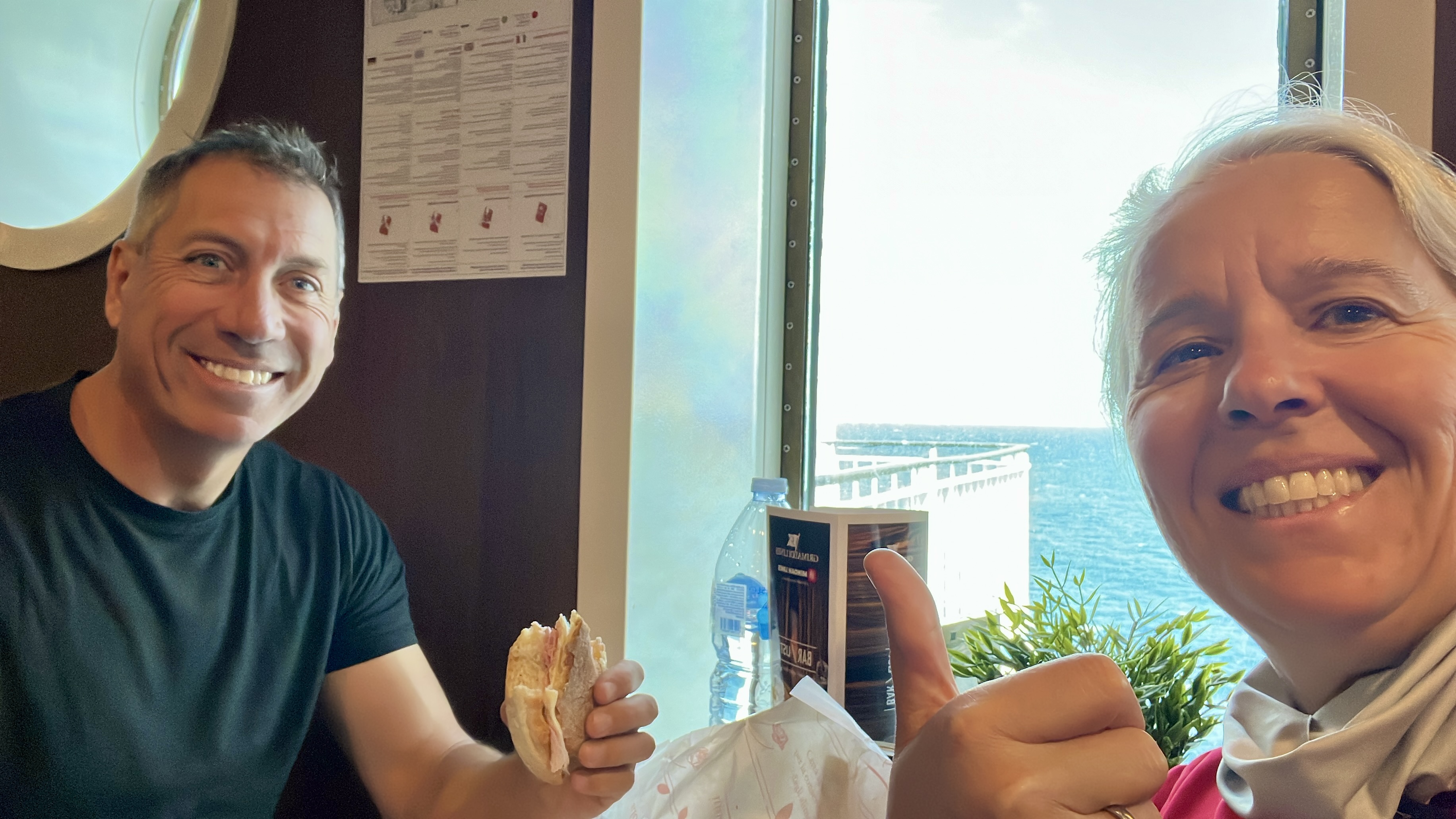 4103D888-6B30-4447-8160-EE3BAF84EEDD